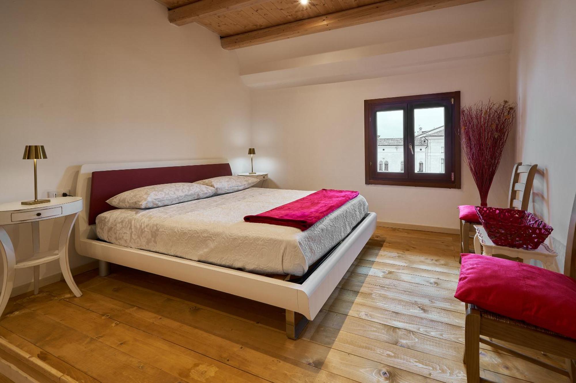Attico Di Piazza Cima Conegliano Quarto foto